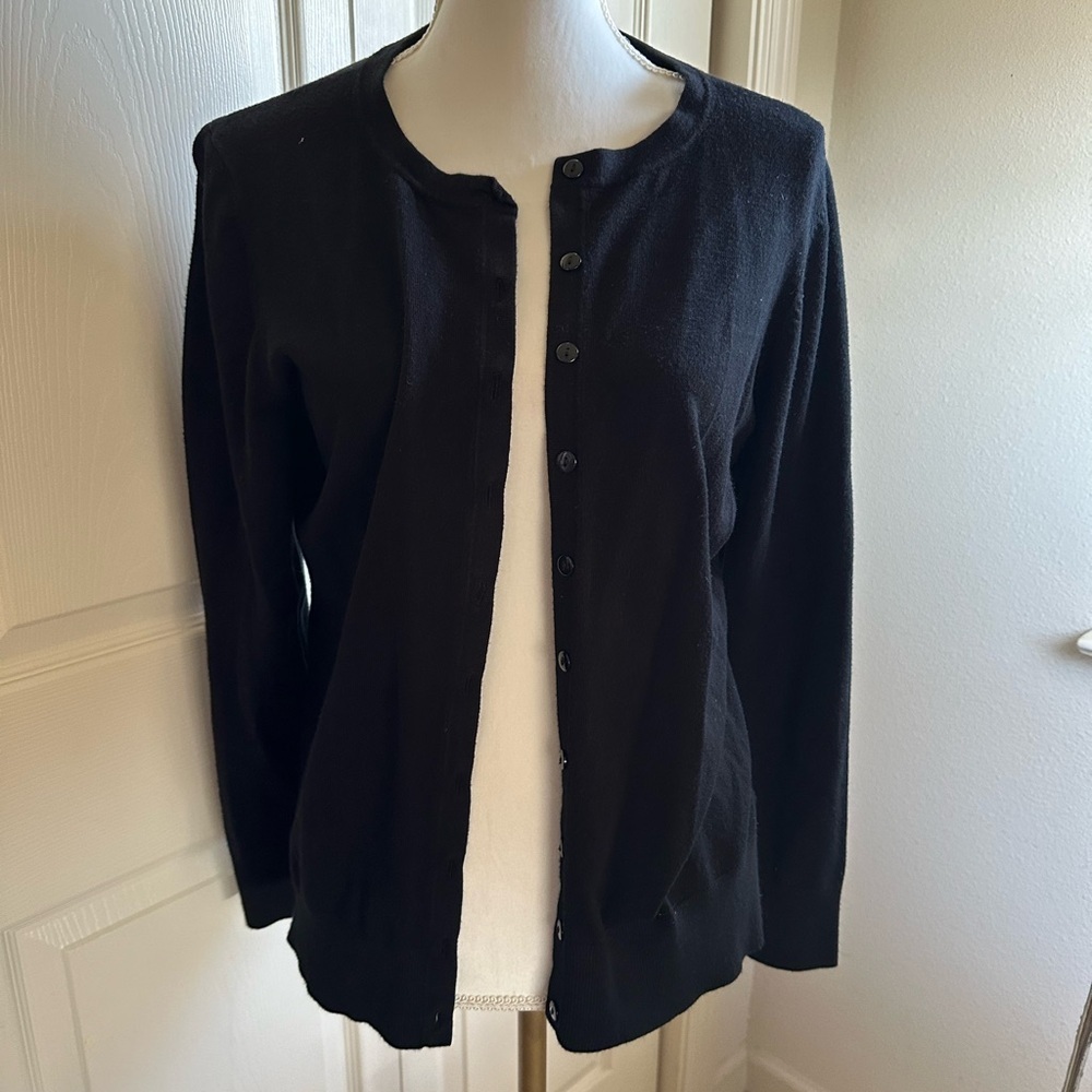 Black Cardigan​